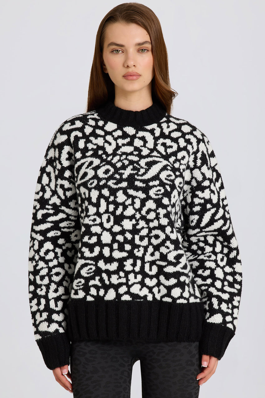 Jacquard-Knit Oversized Jumper in Black